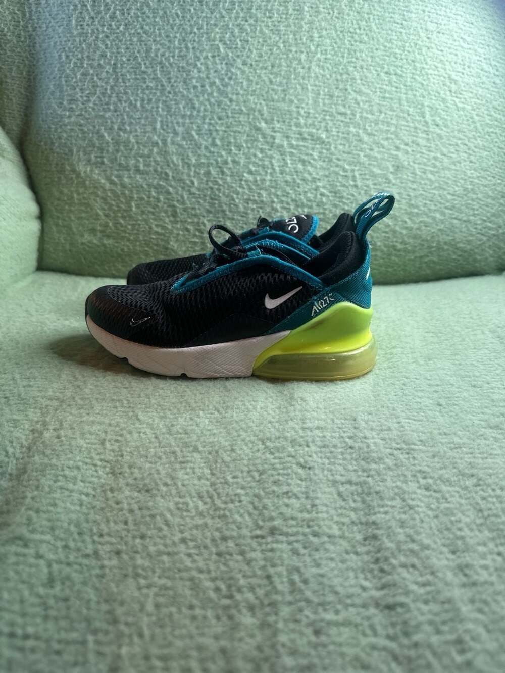 Nike Air Max 270 PS Black Bright Spruce Volt Size 12C AO2372-026